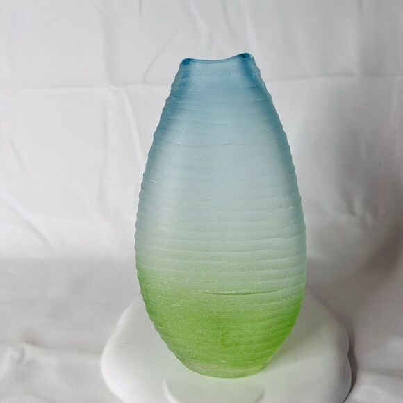 Vintage Ombre Green To Blue Frosted Art Blown Glass Ribbed MCM 8.5” PRETTY - Picture 2 of 9